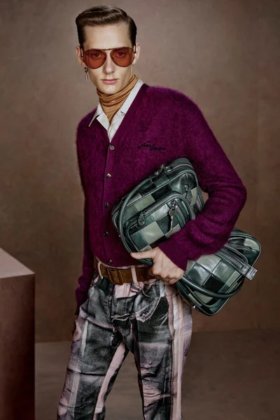 Look 9